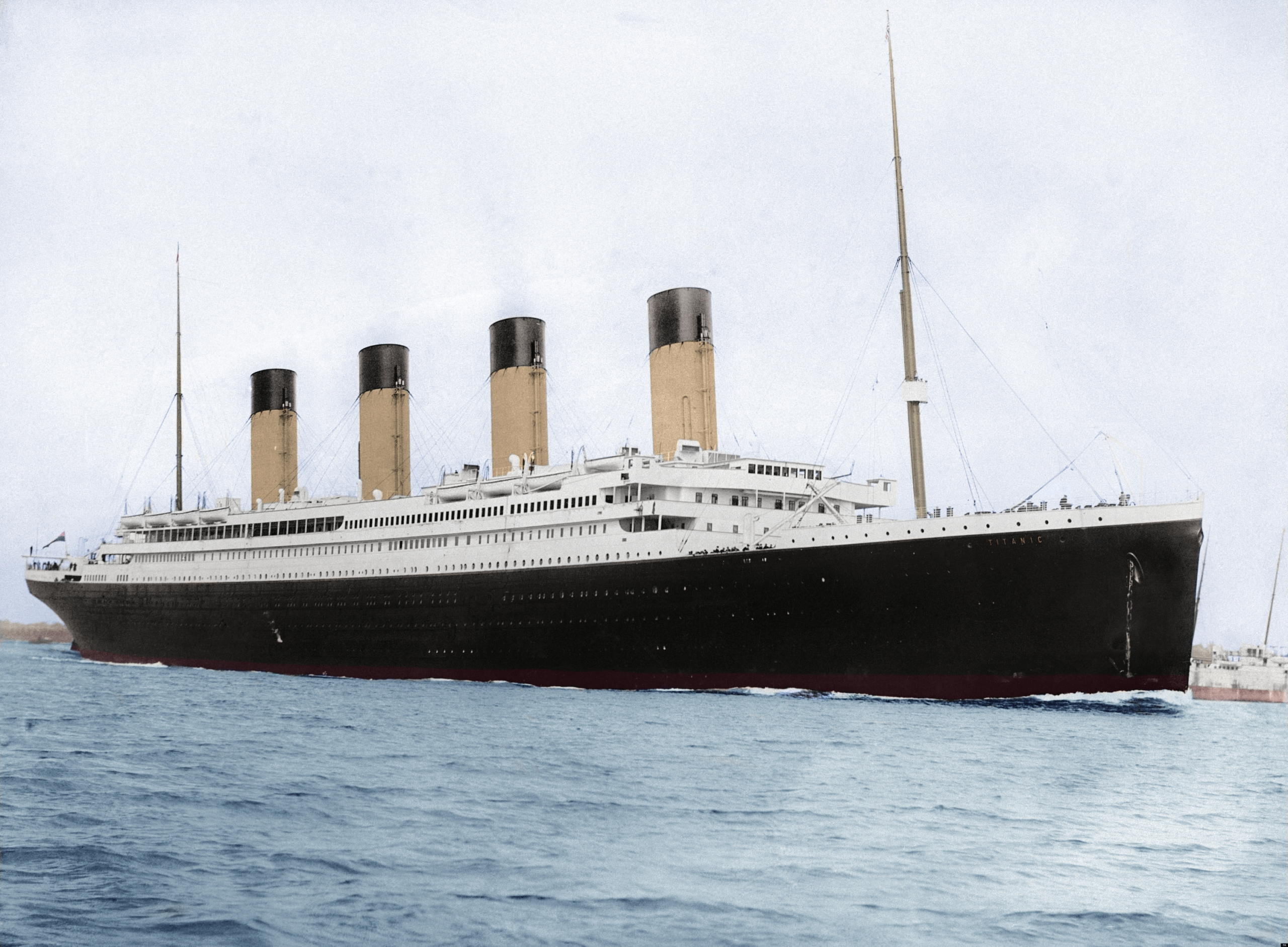 titanic-lloyds-of-london